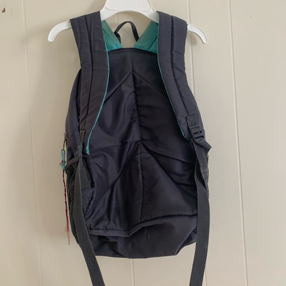 backpack - Picture 2 of 2